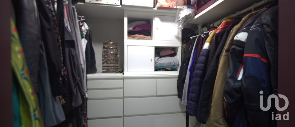 Appartement 2 chambres de 74 m² à Santurtzi (48980)