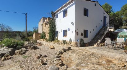 Cottage 3 bedrooms of 232 m² in Atzeneta del Maestrat (12132)