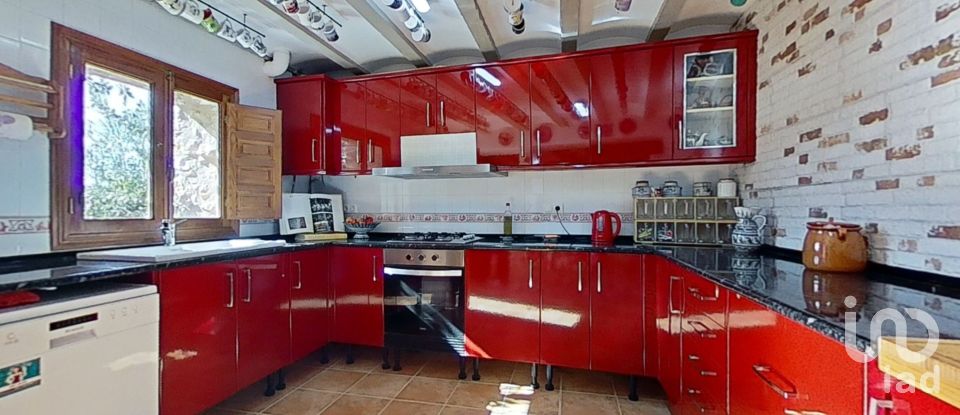 Chalet 3 habitaciones de 232 m² en Atzeneta del Maestrat (12132)