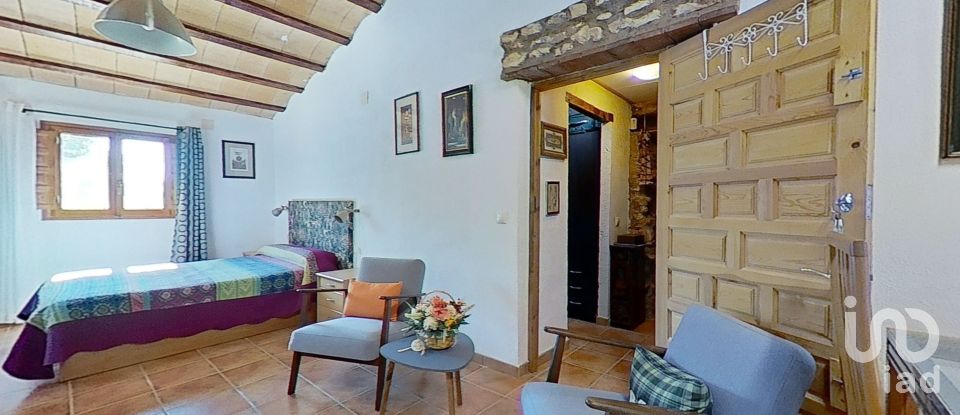 Chalet 3 habitaciones de 232 m² en Atzeneta del Maestrat (12132)