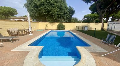 Chalet 7 habitaciones de 193 m² en Chiclana de la Frontera (11130)