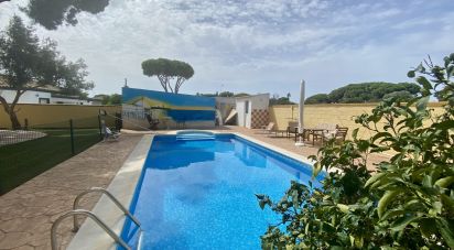 Chalet 7 habitaciones de 193 m² en Chiclana de la Frontera (11130)