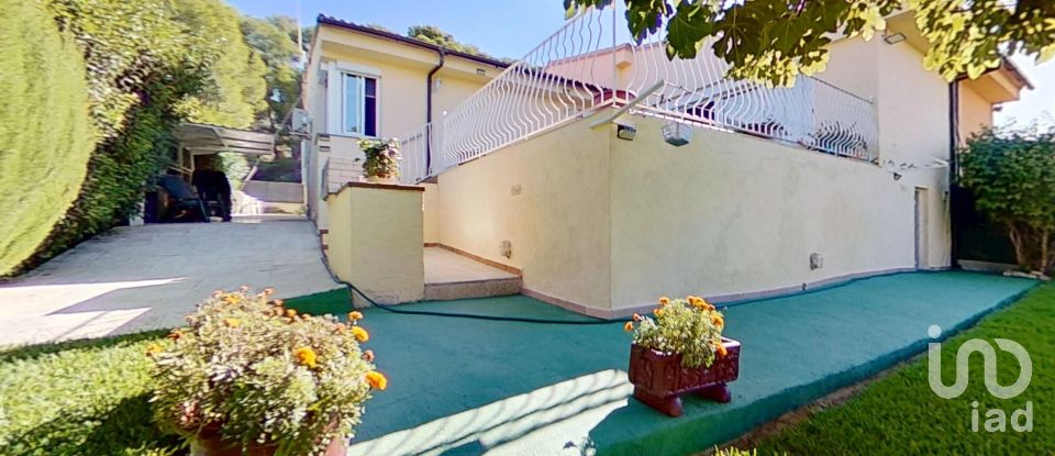 Maison 4 chambres de 110 m² à Banyeres del Penedès (43711)