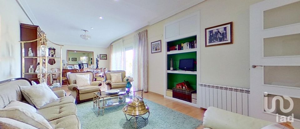 Maison 4 chambres de 110 m² à Banyeres del Penedès (43711)