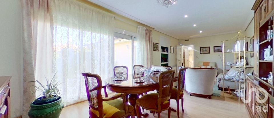 Maison 4 chambres de 110 m² à Banyeres del Penedès (43711)