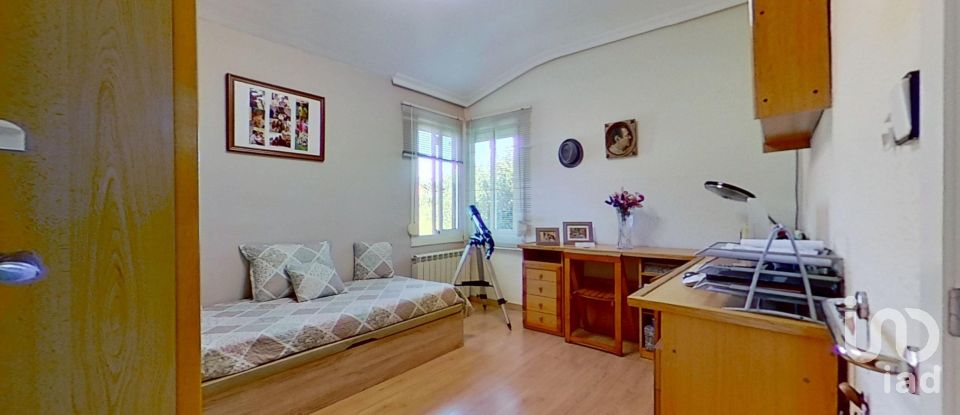 Maison 4 chambres de 110 m² à Banyeres del Penedès (43711)