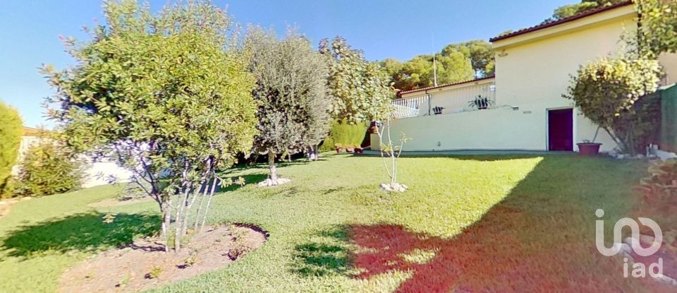 Maison 4 chambres de 110 m² à Banyeres del Penedès (43711)