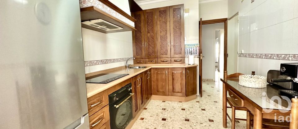 Casa 3 habitaciones de 135 m² en Lepe (21440)