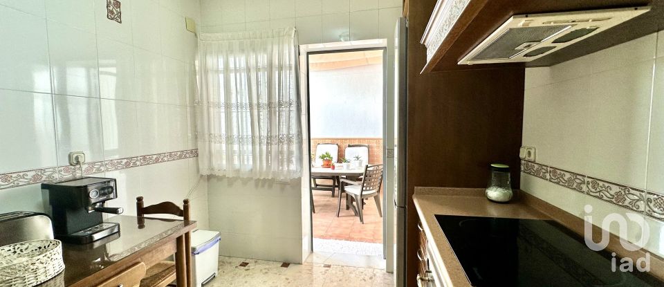 Casa 3 habitaciones de 135 m² en Lepe (21440)