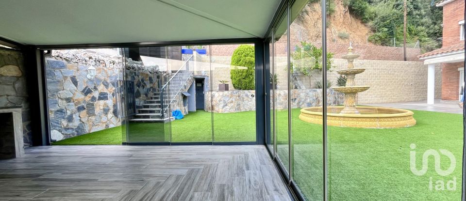 Apartment in house  4 bedrooms of 350 m² in Alella (08328)