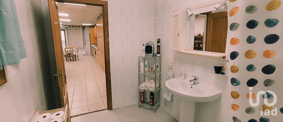 Casa de poble 6 habitacions de 275 m² a Catral (03158)