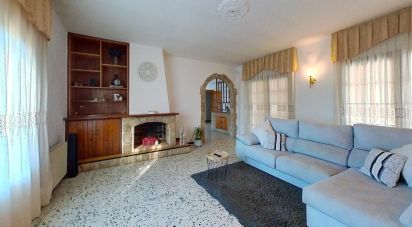 Casa 4 habitaciones de 243 m² en Banyeres del Penedès (43711)