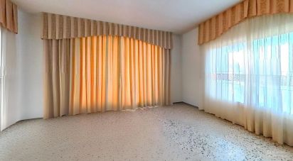 House 4 bedrooms of 243 m² in Banyeres del Penedès (43711)