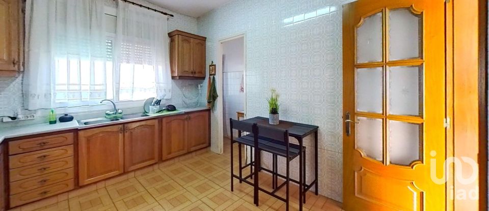 Casa 4 habitacions de 243 m² a Banyeres del Penedès (43711)