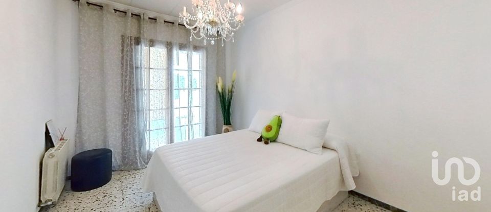 Casa 4 habitacions de 243 m² a Banyeres del Penedès (43711)