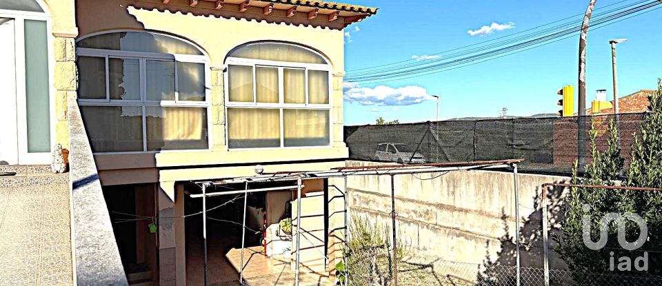 Casa 4 habitacions de 243 m² a Banyeres del Penedès (43711)