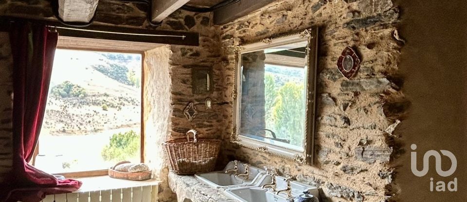 Casa rural 4 habitacions de 400 m² a Soto y Amío (24125)