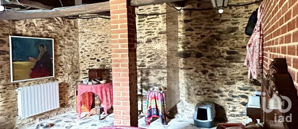 Casa rural 4 habitacions de 400 m² a Soto y Amío (24125)