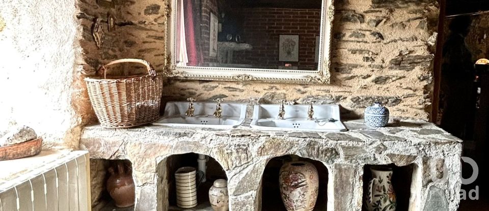 Casa rural 4 habitacions de 400 m² a Soto y Amío (24125)