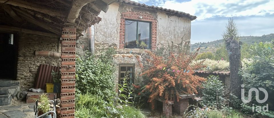 Casa rural 4 habitacions de 400 m² a Soto y Amío (24125)