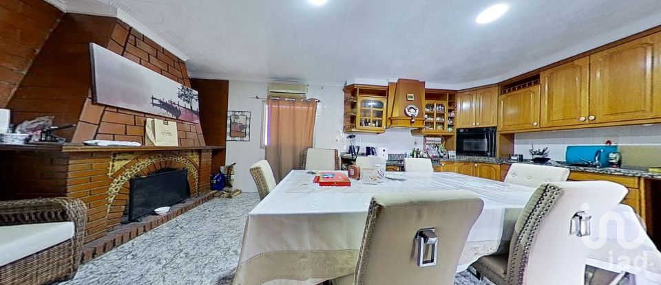 Maison 3 chambres de 223 m² à Partida Lo Xeperut (03113)