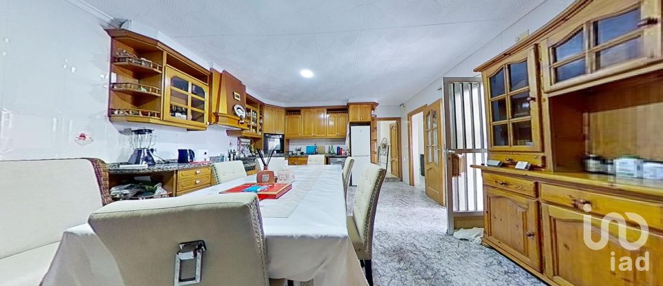 Maison 3 chambres de 223 m² à Partida Lo Xeperut (03113)