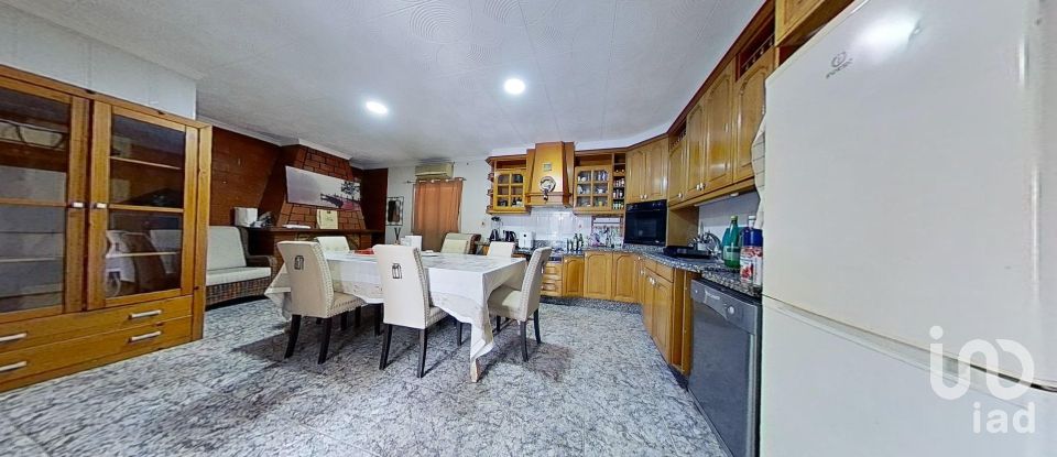 Maison 3 chambres de 223 m² à Partida Lo Xeperut (03113)