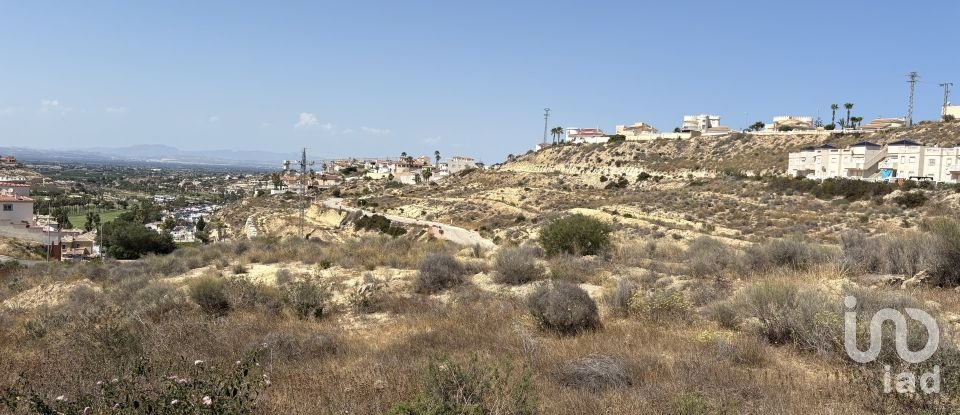 Terreno de 10.517 m² en Rojales (03170)