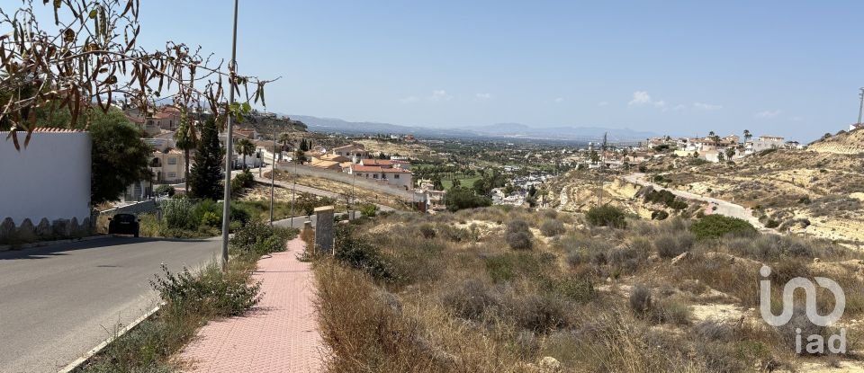 Terreno de 10.517 m² en Rojales (03170)