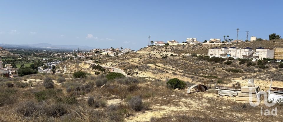 Terreno de 10.517 m² en Rojales (03170)