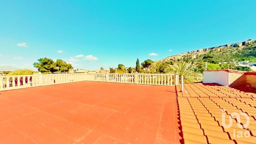 House 4 bedrooms of 400 m² in Alicante/Alacant (03015)