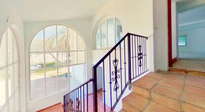 House 4 bedrooms of 400 m² in Alicante/Alacant (03015)