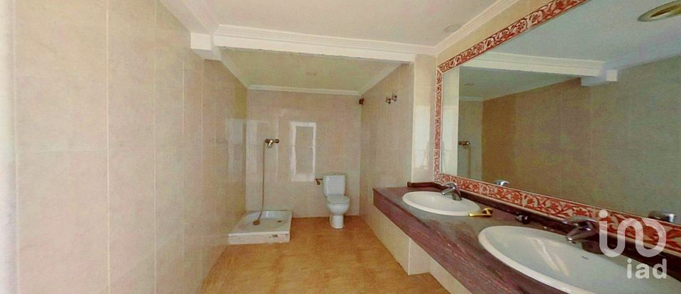 House 4 bedrooms of 400 m² in Alicante/Alacant (03015)