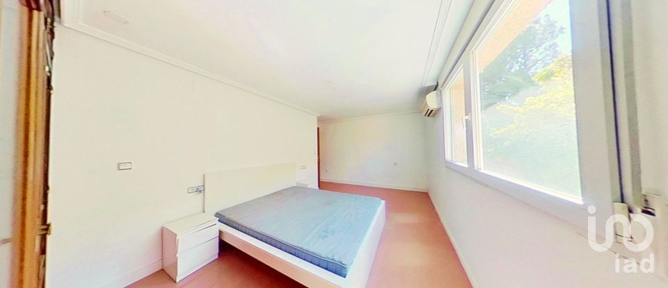 House 4 bedrooms of 400 m² in Alicante/Alacant (03015)