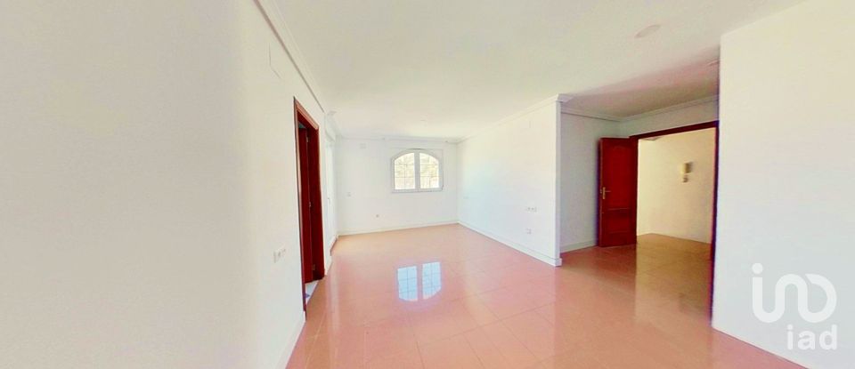 House 4 bedrooms of 400 m² in Alicante/Alacant (03015)