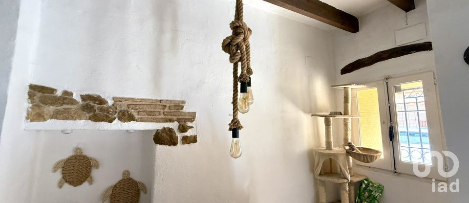 Casa de pueblo 3 habitaciones de 126 m² en Xaló (03727)