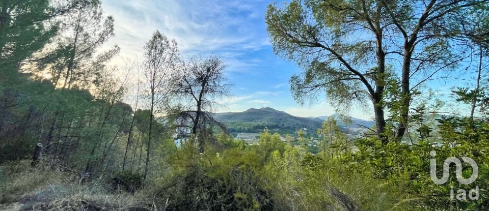 Terreno urbano de 4.006 m² en Ador (46729)