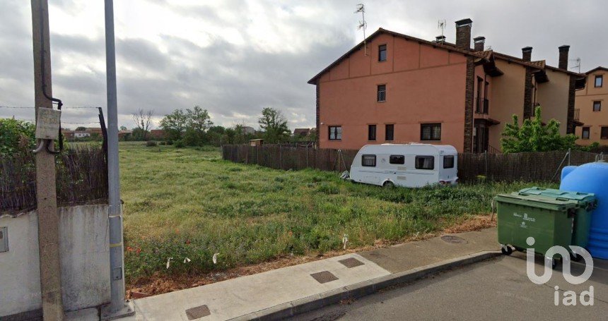 Terreno urbano de 1.035 m² en Vilecha (24192)