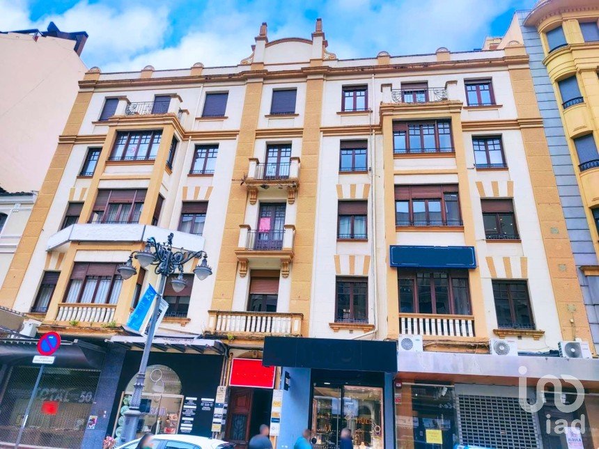 Apartment 0 bedrooms of 260 m² in León (24001)