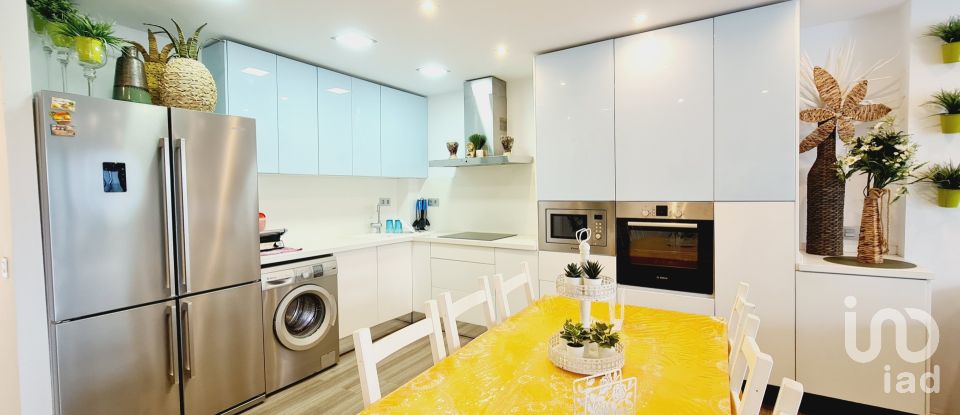 Pis 1 habitació de 65 m² a Casares (29690)