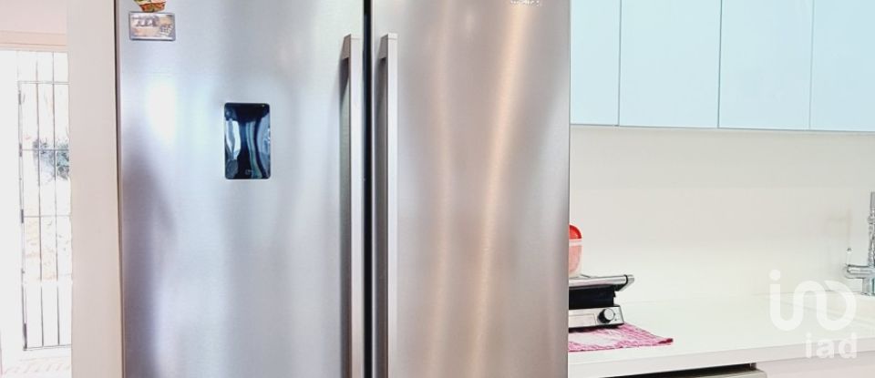 Pis 1 habitació de 65 m² a Casares (29690)