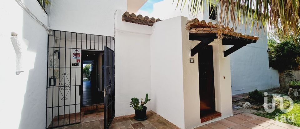 Pis 1 habitació de 65 m² a Casares (29690)