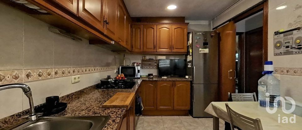 Maison 3 chambres de 203 m² à Castellsera (25334)