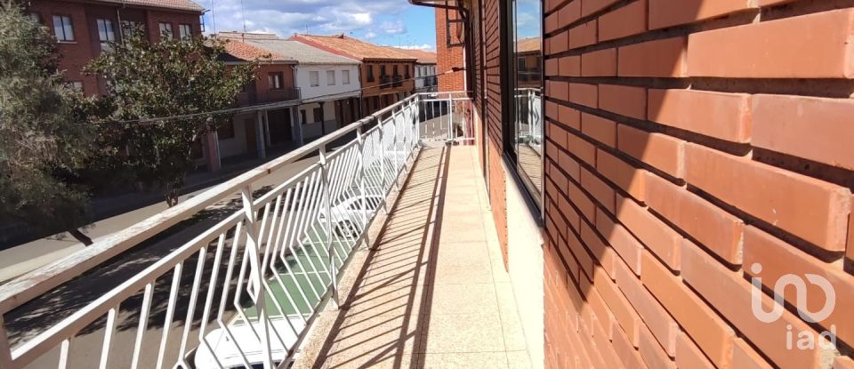 Casa de pueblo 11 habitaciones de 290 m² en Hospital de Órbigo (24286)