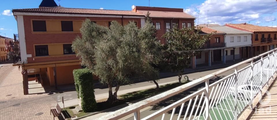 Casa de pueblo 11 habitaciones de 290 m² en Hospital de Órbigo (24286)