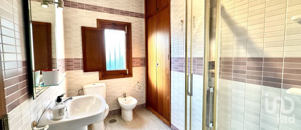 Casa 4 habitaciones de 222 m² en Lepe (21440)