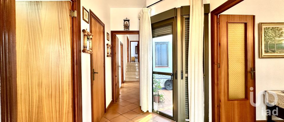 Casa 4 habitaciones de 222 m² en Lepe (21440)