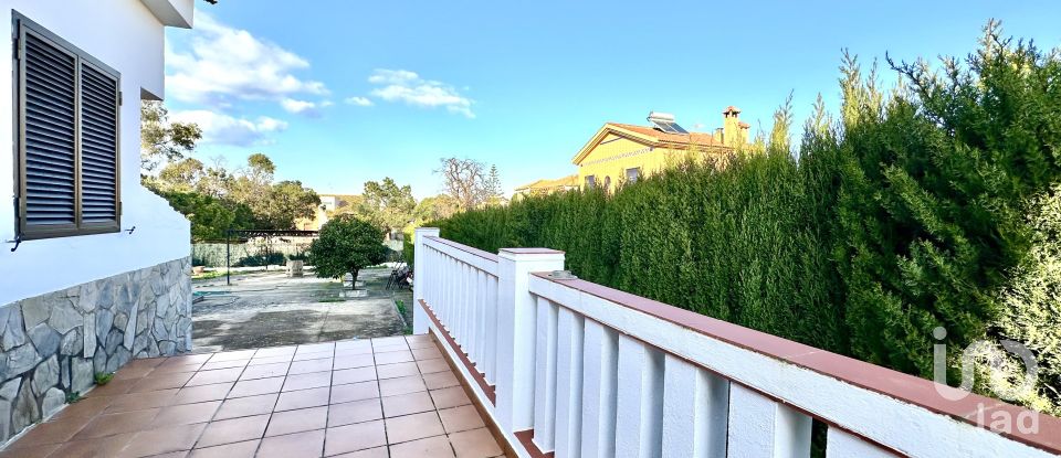 Casa 4 habitaciones de 222 m² en Lepe (21440)