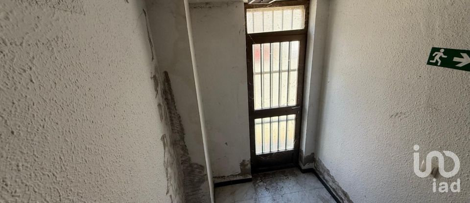 Surface diverse de 900 m² à Poligono Villacedre (24009)