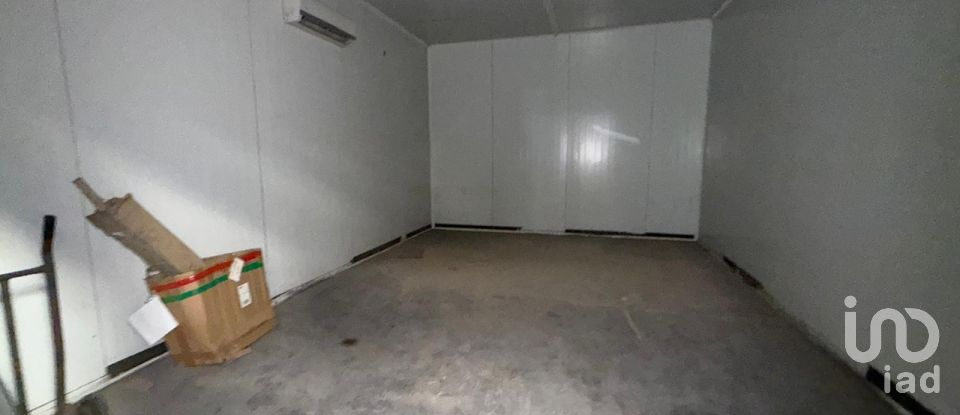 Varias superficies de 889 m² en Poligono Villacedre (24009)